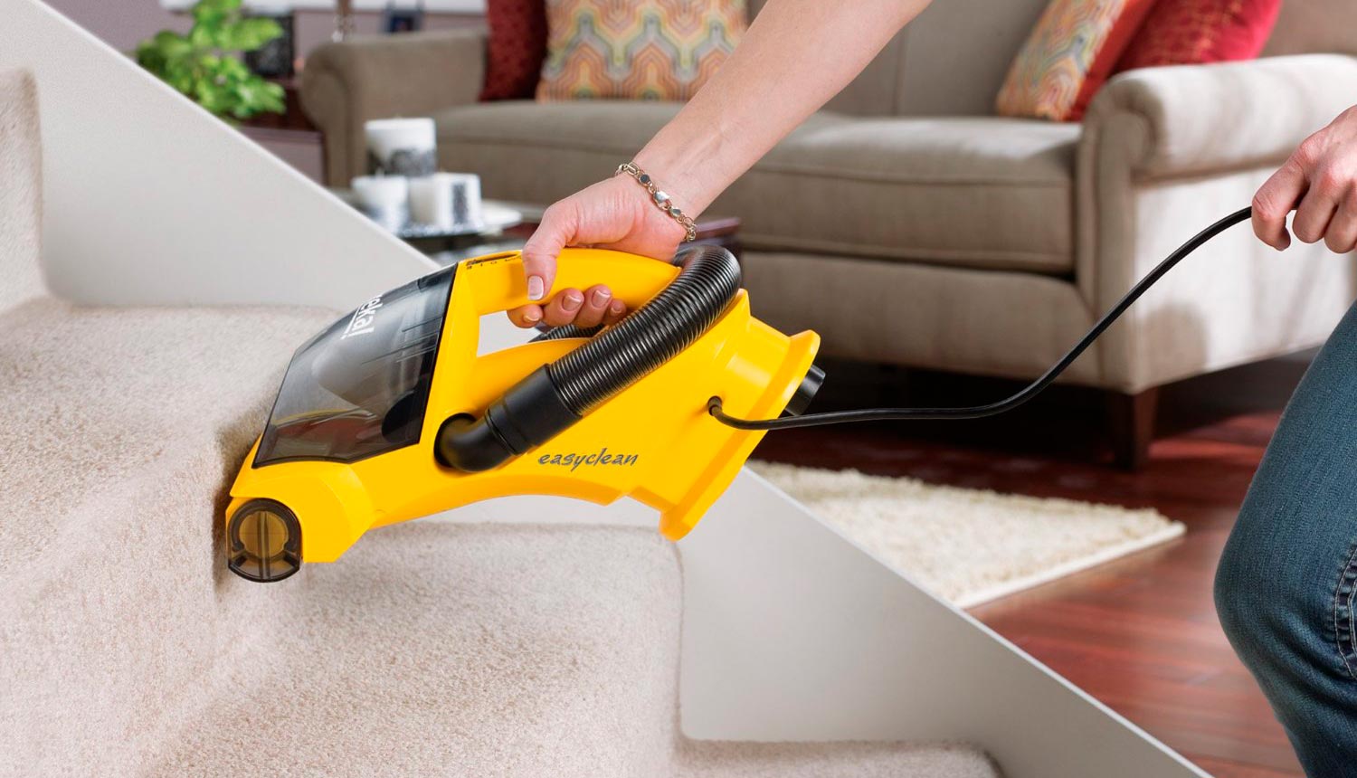 Eureka EasyClean Corded Hand-Held Vacuum 71B stairs